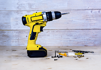 CORDLESS POWER TOOLS